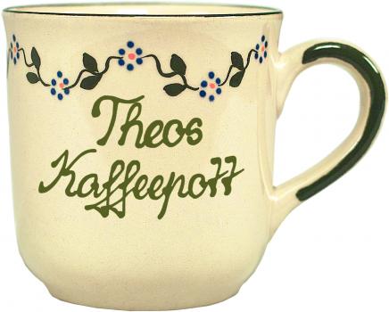 Kaffeebecher mit Schrift (2 Zeilen)
